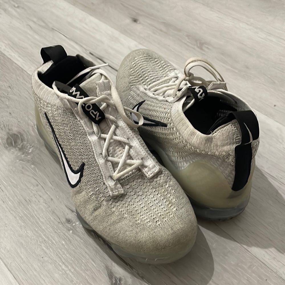 NIKE AIR VAPORMAX 2021 FLYKNIT RUNNING SHOES (size-us, 6.5 youth).